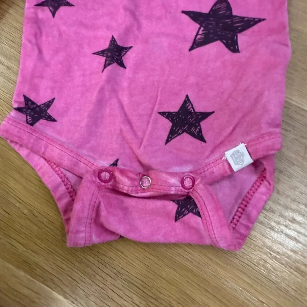 3/$20 Rosie Pope & Gap Pink long sleeve cotton set + Floral Jumper 0-3 months